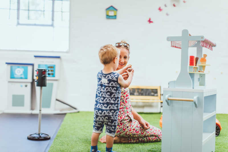 curious-kids-town-sheffield-indoor-play-combining-education